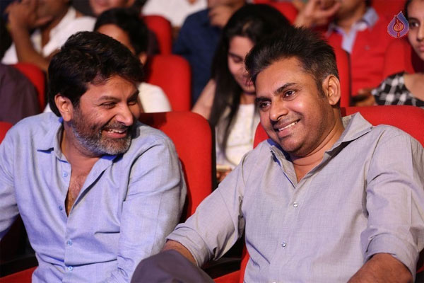 trivikram srinivas,pawan kalyan,a aa audio launch,nithiin,trivikram game  త్రివిక్రమ్ ముందుచూపు!